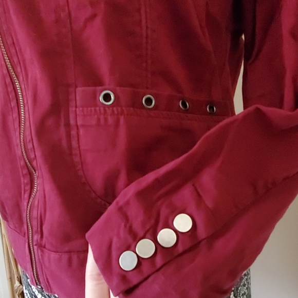 Christopher & Banks burgundy lightweight jacket - Picture 3 of 8